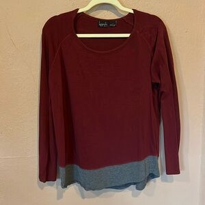 Lightweight long sleeved knit shirt